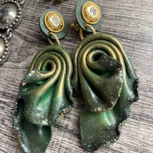 Vintage jewelry lot